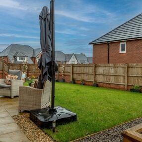 Hen Chwarel Drive, Llanwern. For sale with Clarke & Partners estate agent.